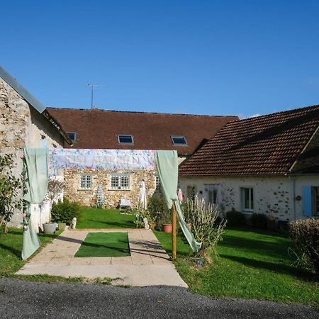 Gite De La Pierre Bleue, Maison A La Campagne Verdon  エクステリア 写真